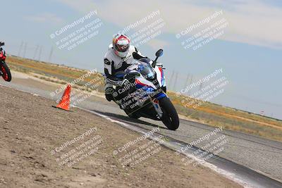 media/May-29-2023-Lets Ride (Mon) [[943717a907]]/B Group/1220pm (Grapevine)/